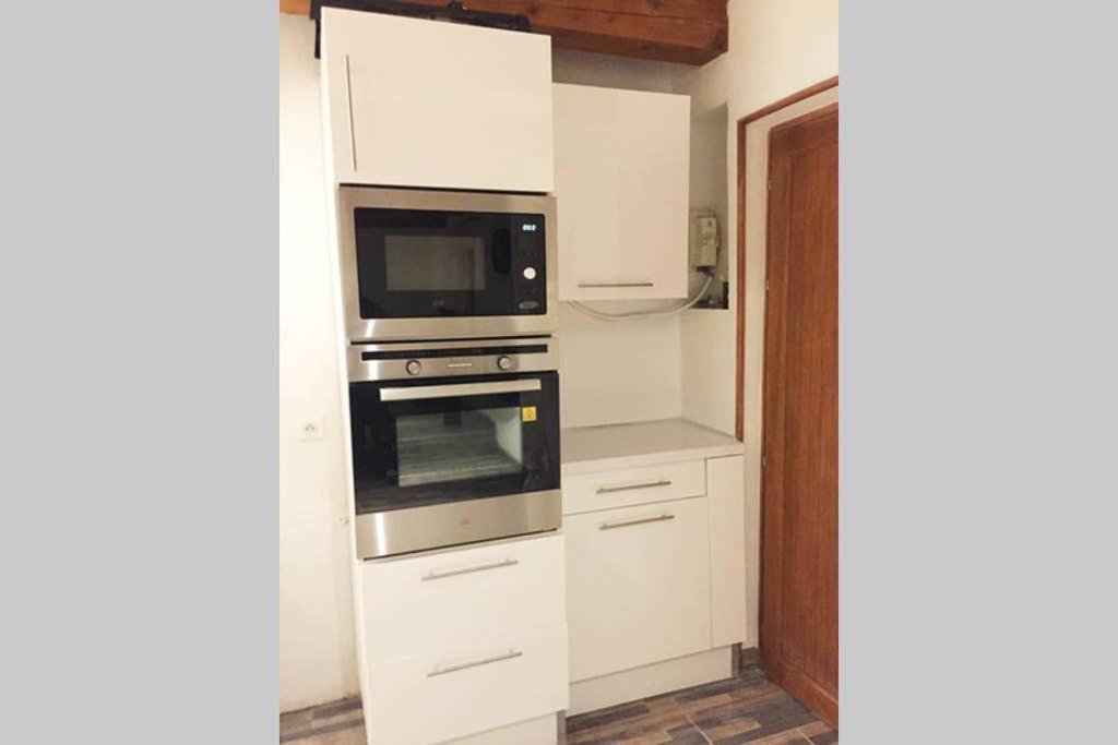 Calme Dans Maison De Village 60M2 Super Confort Дин Ле Бен Екстериор снимка